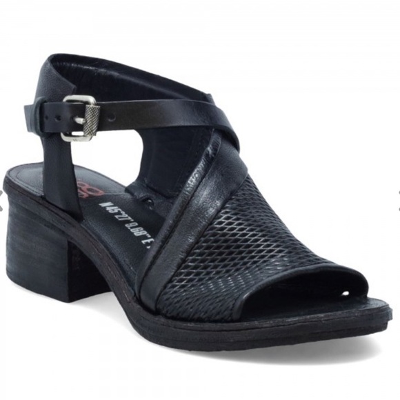 A.s.98 Keldon Sandal In Black Leather Size 6-6.5 - Picture 14 of 15